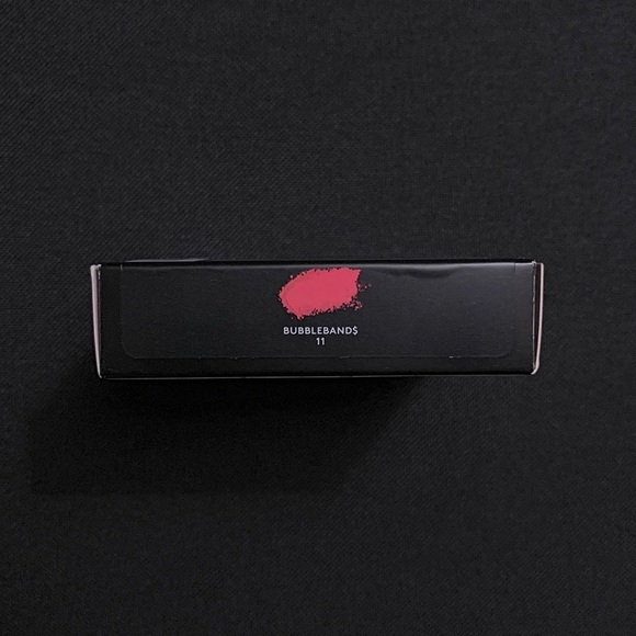 FENTY Fenty Cheeks Suede Powder Blush — Bubblebands — Full Size .14 oz - Picture 4 of 5